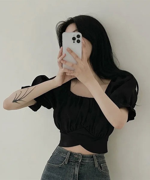 Mayree（メイリー）の「【Mayree】ワッシャー オフショルダー バルーン 半袖 ブラウス（シャツ/ブラウス・レディース・ピンク/ホワイト/パープル/ブルー/ブラック・SMALL/MEDIUM/LARGE）」の10枚目の写真