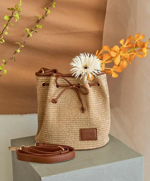 mideal(マイディール)の「drawstring ribbon basket bag / ドロストリボンカゴバッグ(かごバッグ・レディース・アイボリー/ブラウン・FREE)」の17枚目の写真