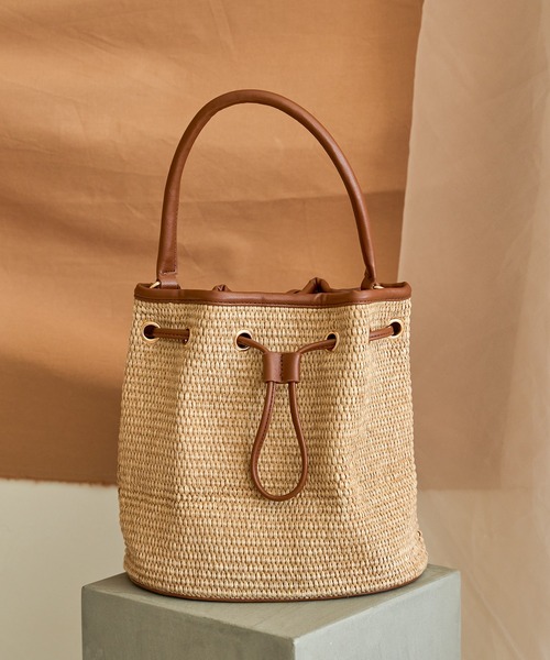 mideal(マイディール)の「drawstring ribbon basket bag / ドロストリボンカゴバッグ(かごバッグ・レディース・アイボリー/ブラウン・FREE)」の11枚目の写真