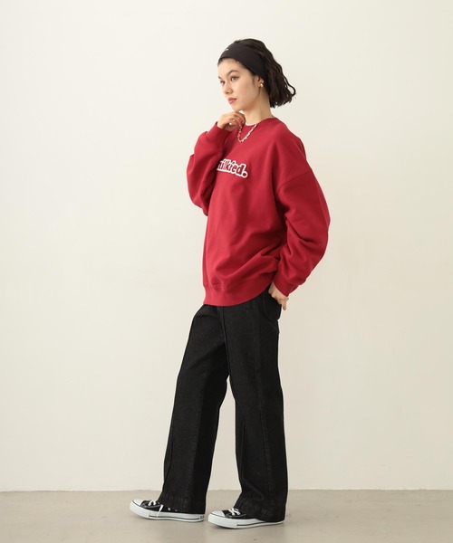 MILKFED.(ミルクフェド)の「COOPER LOGO WIDE CREW SWEAT TOP(スウェット・レディース・レッド/オートミール/チャコール・M/L)」の12枚目の写真