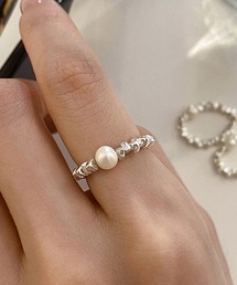 Blanc de Blue（ブランドブルー）の「パールモチーフビーズリング（リング）」