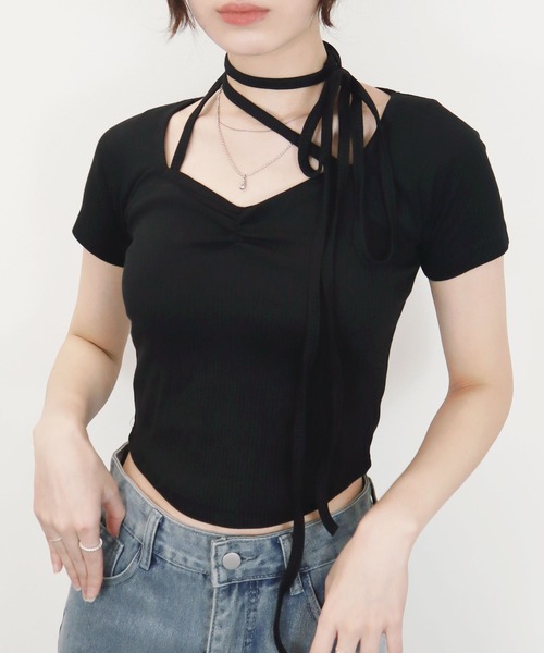 Reurie'(レウリィ)の「【ZOZO限定】リブチョーカートップ/rib choker top 半袖 カットソー リボン ホワイト グレー ブラック アレンジ カジュアル(Tシャツ/カットソー・レディース・グレー/ブラック/ホワイト・FREE)」の2枚目の写真