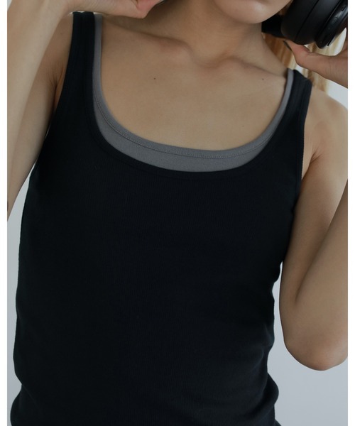 anuke（アンヌーク）の「Sheer Layered Tanktop（タンクトップ・レディース・チャコールグレー/ネイビー・FREE）」の6枚目の写真
