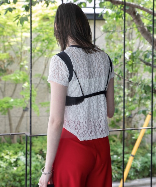 VACANCY（ヴァカンシー）の「チャーム付きシアーキャミビスチェ（キャミソール・レディース・アイボリー/ブラック・FREE）」の20枚目の写真