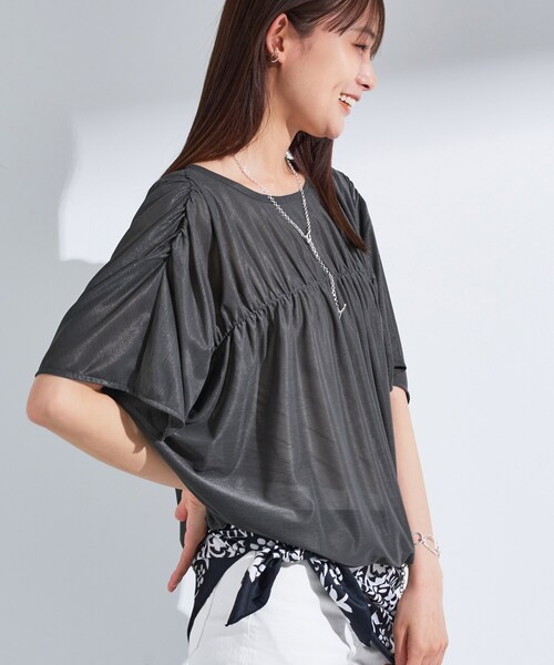 INDIVI(インディヴィ)の「【洗える/体型カバー】シャーリングシアートップス(Tシャツ/カットソー・レディース・ピンク/チャコールグレー/ホワイト/ブラック/ブルー系5・38/34/05/15 /13)」の22枚目の写真