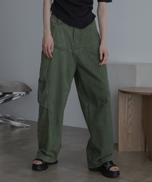 VACANCY(ヴァカンシー)の「ワイドストレートカーゴデニム(カーゴパンツ・レディース・カーキ・SMALL/MEDIUM/LARGE)」の7枚目の写真