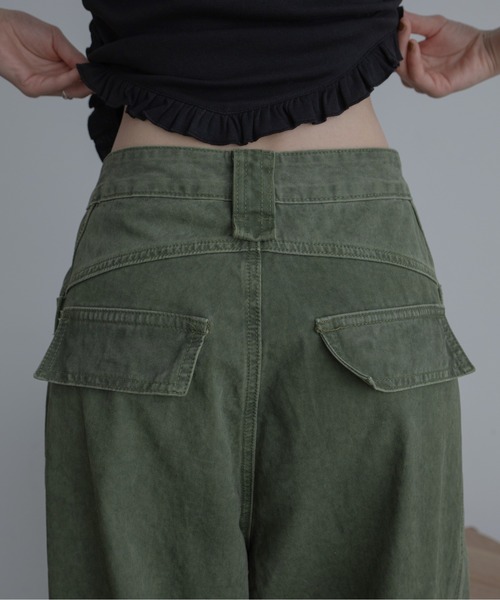 VACANCY(ヴァカンシー)の「ワイドストレートカーゴデニム(カーゴパンツ・レディース・カーキ・SMALL/MEDIUM/LARGE)」の18枚目の写真