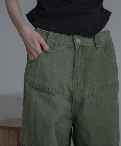 VACANCY(ヴァカンシー)の「ワイドストレートカーゴデニム(カーゴパンツ・レディース・カーキ・SMALL/MEDIUM/LARGE)」の3枚目の写真