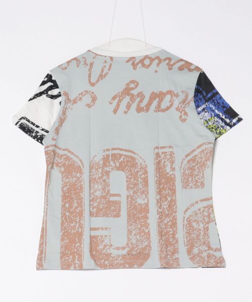 Desigual（デシグアル）の「グラフィティロゴ ミニ丈Tシャツ　ブラック（Tシャツ/カットソー・レディース・ブラック・XS/S/M/L/XL）」の2枚目の写真