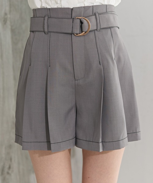 REDYAZEL（レディアゼル）の「配色ステッチハイウエストタックショートパンツ（その他パンツ・レディース・ベージュ/ブルー/グレー・FREE）」の2枚目の写真