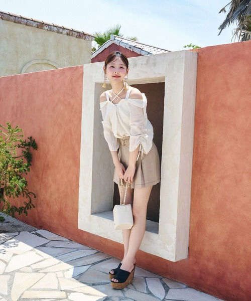 REDYAZEL（レディアゼル）の「配色ステッチハイウエストタックショートパンツ（その他パンツ・レディース・ベージュ/ブルー/グレー・FREE）」の18枚目の写真