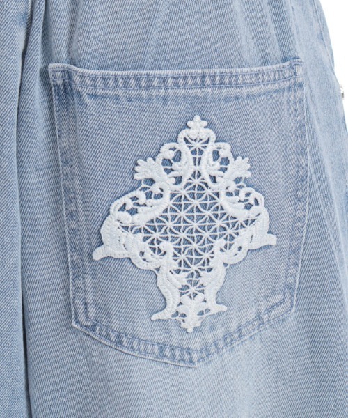 axes femme(アクシーズファム)の「ワイドストレートデニムパンツ(デニムパンツ・レディース・ケミカルウォッシュ/インディゴブルー・FREE)」の3枚目の写真