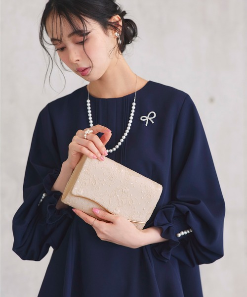 RUIRUE BOUTIQUE(ルイルエブティック)の「2way スパンコール レース 刺繍 パーティーバッグ | レディース 結婚式 パーティー オケージョン 冠婚葬祭 セレモニー フォーマル お呼ばれ クラッチバッグ ショルダーバッグ(クラッチバッグ・レディース・ベージュ/ブラック・FREE)」の6枚目の写真