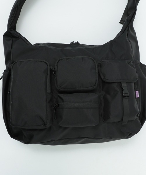 BAYFLOW(ベイフロー)の「【BUDDIES Dept.】マルチポケットショルダーバッグ(ショルダーバッグ・メンズ・ブラック/ブラック系その他・FREE)」の13枚目の写真