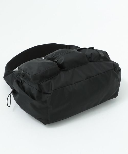 BAYFLOW(ベイフロー)の「【BUDDIES Dept.】マルチポケットショルダーバッグ(ショルダーバッグ・メンズ・ブラック/ブラック系その他・FREE)」の12枚目の写真