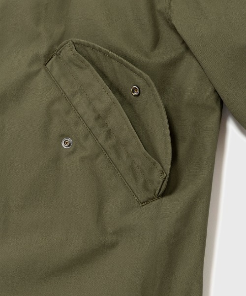 FRED PERRY（フレッドペリー）の「Oversized Fishtail Parka Jacket／オーバーサイズフィッシュテイルパーカジャケット（モッズコート・メンズ・ブラック/ダークグリーン・M/S/XS）」の13枚目の写真