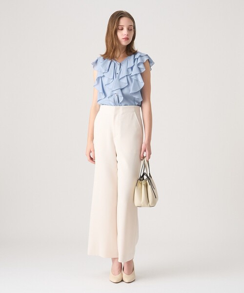 ANAYI（アナイ）の「ボイルフリルVネックブラウス（シャツ/ブラウス・レディース・ライトブルー/ブラック/ホワイト・38/36）」の8枚目の写真