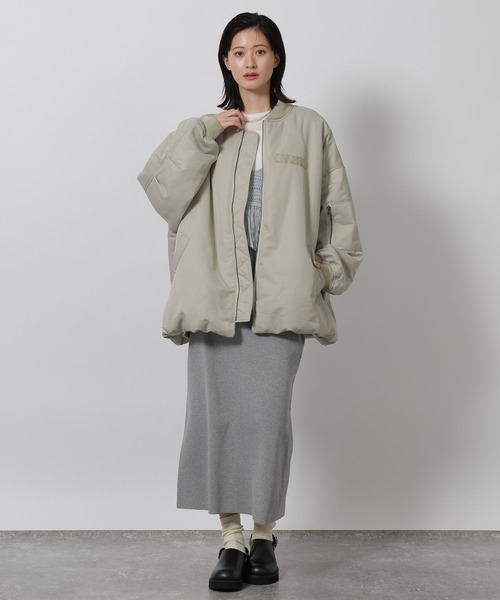 LAKOLE(ラコレ)の「リブ刺繍ロングソックス / 578213(ソックス/靴下・レディース・ブラック/オフホワイト/グレー・FREE)」の19枚目の写真