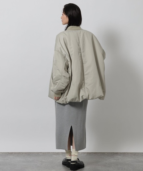 LAKOLE(ラコレ)の「リブ刺繍ロングソックス / 578213(ソックス/靴下・レディース・ブラック/オフホワイト/グレー・FREE)」の21枚目の写真