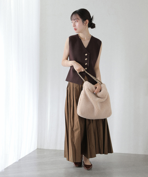 La TOTALITE(ラトータリテ)の「VIOLAd’ORO / ヴィオラドーロ エコファーバッグ 34*34cm(ショルダーバッグ・レディース・アイボリー/ブラウン・FREE)」の7枚目の写真