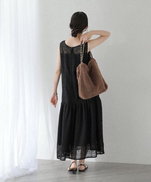 La TOTALITE(ラトータリテ)の「VIOLAd’ORO / ヴィオラドーロ エコファーバッグ 34*34cm(ショルダーバッグ・レディース・アイボリー/ブラウン・FREE)」の17枚目の写真