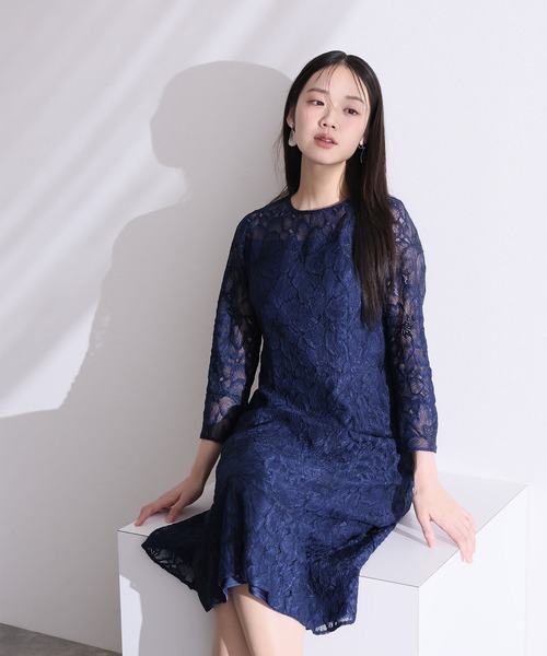 PourVous(プールヴー)の「ロング&七分袖 フォーマル ベルスリーブ フレア クルーネック総レース シアー大きいサイズ 結婚式 二次会 パーティー ドレス オケージョンドレス 同窓会 成人式 お呼ばれ 謝恩会 20代 30代(ドレス・レディース・ネイビー/チャコール/ブラック・XXL/XL/L/M)」の3枚目の写真