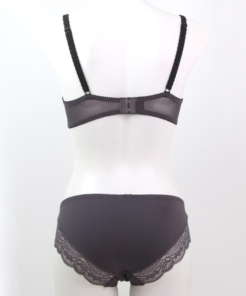 fran de lingerie（フランデランジェリー）の「ロマンチックなフェミニンランジェリーしっかり盛胸＆安定感「スタイルアップシリーズ005」ブラジャーショーツセット（ブラ&ショーツ・レディース・アイボリー/ネイビー/ピンク系その他/チャコールグレー/ベージュ・F65/E80/B75/B70/B65/G80/E75/E70/E65/D80/D75/D70/D65/C75/C70/C65/G75/G70/G65/F80/F75/F70）」の8枚目の写真