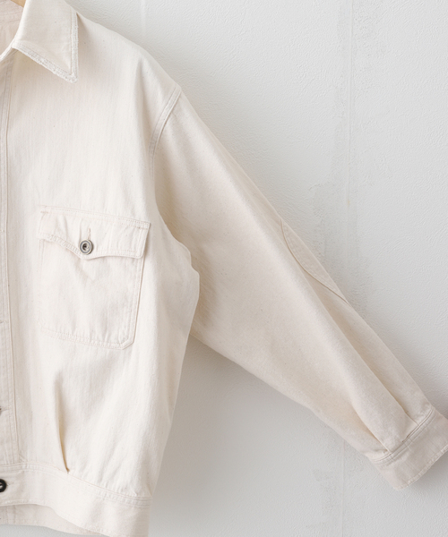 Maison Margiela（メゾンマルジェラ）の「MAISON MARGIELA (メゾン マルジェラ) DENIM SHORT JACKET（デニムジャケット・メンズ・アイボリー・46）」の4枚目の写真