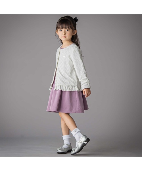 BeBe Petits Pois Vert（ベベプチポワヴェール）の「ヘリンボーンラメニットカーディガン（カーディガン/ボレロ・キッズ・グレー/オフホワイト・100cm/110cm/130cm/120cm/140cm/150cm）」の19枚目の写真