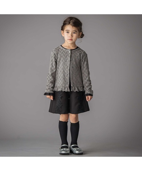 BeBe Petits Pois Vert（ベベプチポワヴェール）の「ヘリンボーンラメニットカーディガン（カーディガン/ボレロ・キッズ・グレー/オフホワイト・100cm/110cm/130cm/120cm/140cm/150cm）」の20枚目の写真