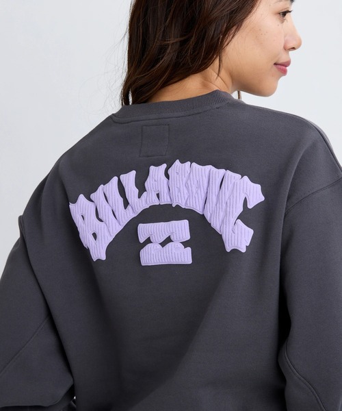 BILLABONG(ビラボン)の「BILLABONG レディース ARCH LOGO LOOSE CROPPED CREW トレーナー 【2025年秋冬モデル】/ビラボンロゴバックプリントスウェットトレーナー(スウェット・レディース・ピンク系その他/ブルー系その他/オフホワイト/アイボリー・MEDIUM)」の7枚目の写真