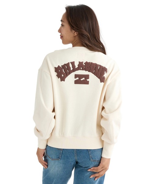 BILLABONG(ビラボン)の「BILLABONG レディース ARCH LOGO LOOSE CROPPED CREW トレーナー 【2025年秋冬モデル】/ビラボンロゴバックプリントスウェットトレーナー(スウェット・レディース・ピンク系その他/ブルー系その他/オフホワイト/アイボリー・MEDIUM)」の9枚目の写真