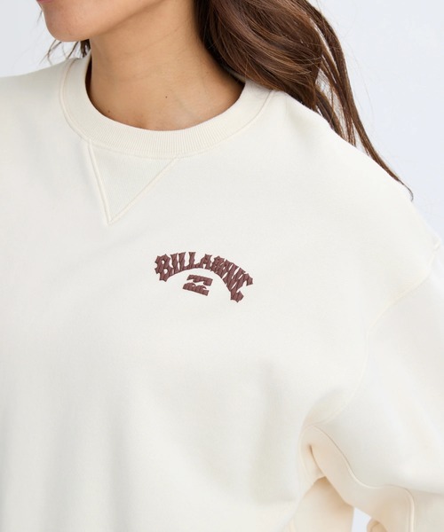 BILLABONG(ビラボン)の「BILLABONG レディース ARCH LOGO LOOSE CROPPED CREW トレーナー 【2025年秋冬モデル】/ビラボンロゴバックプリントスウェットトレーナー(スウェット・レディース・ピンク系その他/ブルー系その他/オフホワイト/アイボリー・MEDIUM)」の10枚目の写真