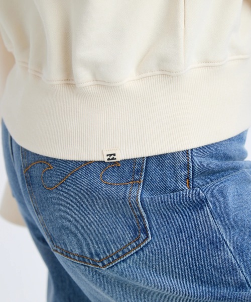 BILLABONG(ビラボン)の「BILLABONG レディース ARCH LOGO LOOSE CROPPED CREW トレーナー 【2025年秋冬モデル】/ビラボンロゴバックプリントスウェットトレーナー(スウェット・レディース・ピンク系その他/ブルー系その他/オフホワイト/アイボリー・MEDIUM)」の12枚目の写真