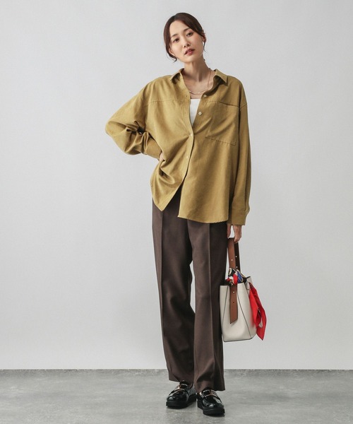 GLOBAL WORK（グローバルワーク）の「ピーチサテンシャツ長袖/580827（シャツ/ブラウス・レディース・キャメル/スミクロ/グレイッシュベージュ・MEDIUM/LARGE）」の14枚目の写真