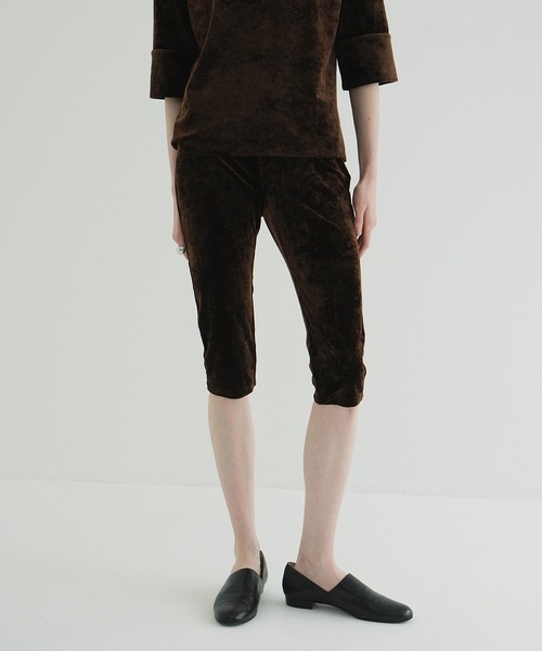VELOUR CAPRI PANTS（その他パンツ）｜CLANE（クラネ）の