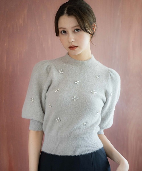 NOELA（ノエラ）の「【販路限定カラーあり】シャギービジューニット（ニット/セーター・レディース・ブラック/オフホワイト/チャコールグレー/ライトグレー・フリー）」の4枚目の写真