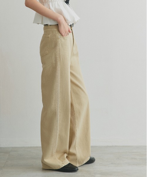 ad thie(アドティエ)の「ツイル ストレートパンツ(チノパンツ・レディース・ベージュ/ダークブラウン・MEDIUM/LARGE)」の13枚目の写真