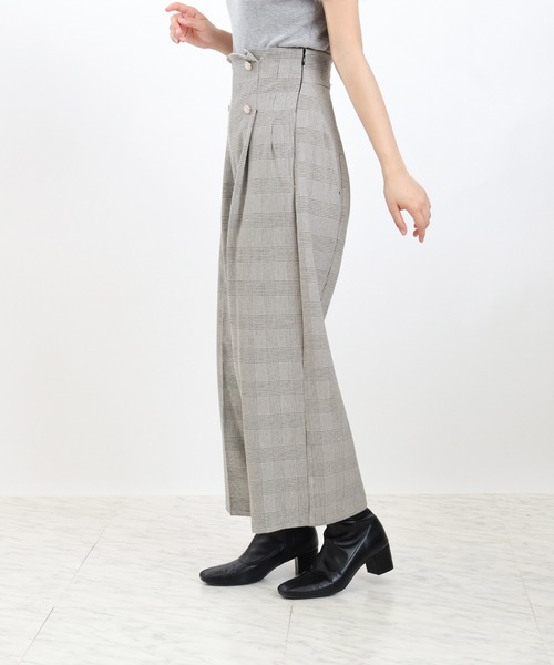 ASTORIA ODIER（アストリアオディール）の「クリアボタンチェックワイドパンツ（その他パンツ・レディース・ブラウン/ブラック・MEDIUM/SMALL/LARGE）」の5枚目の写真