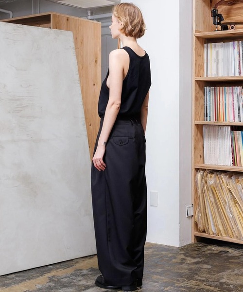 VOAAOV（ヴォアーブ）の「【VOAAOV】 ROUTINE Tapered Pants（スラックス・メンズ・キャメル/ブラック/グレイッシュベージュ/チャコールグレー・0/1/2）」の6枚目の写真