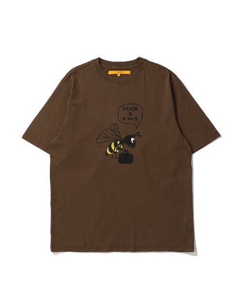 UNION(UNION TOKYO)(ユニオン)の「UNION TOKYO SUCKA TEE ユニオントーキョー Tシャツ(Tシャツ/カットソー・メンズ・ブラウン/グリーン・LARGE/MEDIUM/X-LARGE/SMALL/XX-LARGE)」の1枚目の写真