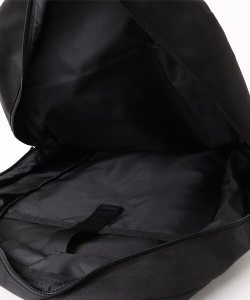 BEN DAVIS（ベンデイビス）の「【BEN DAVIS/ベンデイビス】エクスパンダブルバッグ（バックパック/リュック・メンズ・ブラック/レッド/ブルー・FREE）」の7枚目の写真