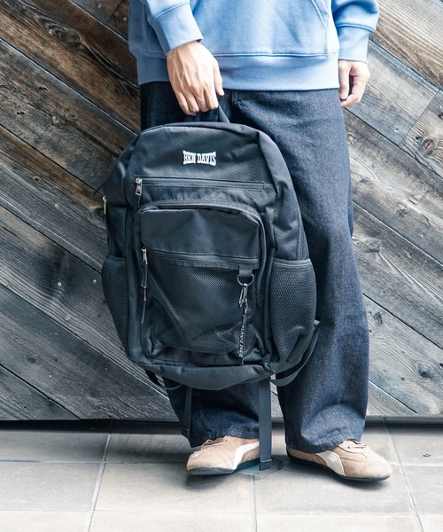 BEN DAVIS（ベンデイビス）の「【BEN DAVIS/ベンデイビス】エクスパンダブルバッグ（バックパック/リュック・メンズ・ブラック/レッド/ブルー・FREE）」の11枚目の写真