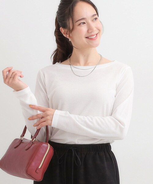 Cutie Blonde(キューティーブロンド)の「【洗濯機可/S-LL】毎日コーデに シアーテレコロンT(Tシャツ/カットソー・レディース・ワインレッド/ブラック/オフホワイト/ダークブラウン・02/01/04/03)」の2枚目の写真