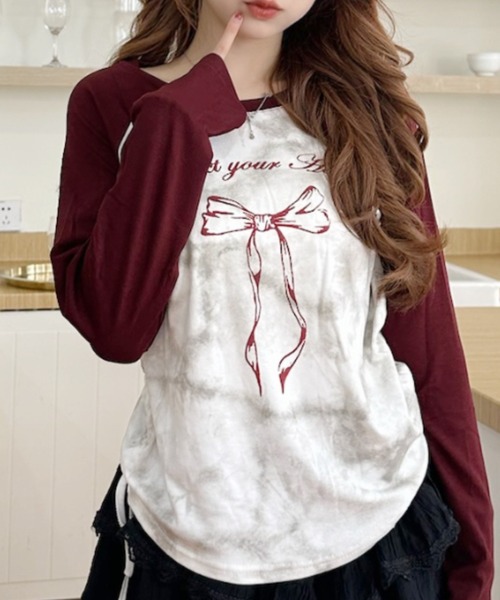 Ada.(エイダ)の「Y2K サイドシャーリング リボン デザイン ラグラン ロンT(Tシャツ/カットソー・レディース・ネイビー/レッド/ブラック/グレー・FREE)」の4枚目の写真