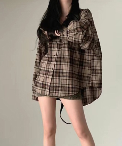 VIBGYOR(ヴィブジョー)の「オーバーサイズチェックシャツ/韓国 AWトレンド(CZ)(シャツ/ブラウス・レディース・ブルー/レッド/ブラウン/ベージュ・MEDIUM/LARGE)」の6枚目の写真