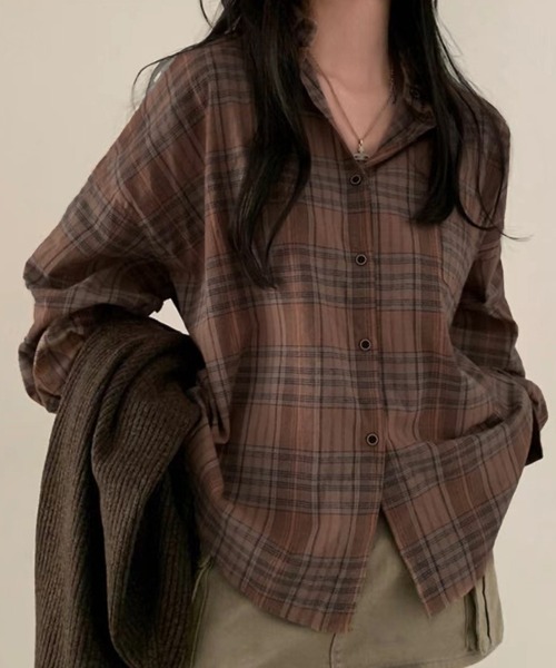 VIBGYOR(ヴィブジョー)の「オーバーサイズチェックシャツ/韓国 AWトレンド(CZ)(シャツ/ブラウス・レディース・ブルー/レッド/ブラウン/ベージュ・MEDIUM/LARGE)」の13枚目の写真