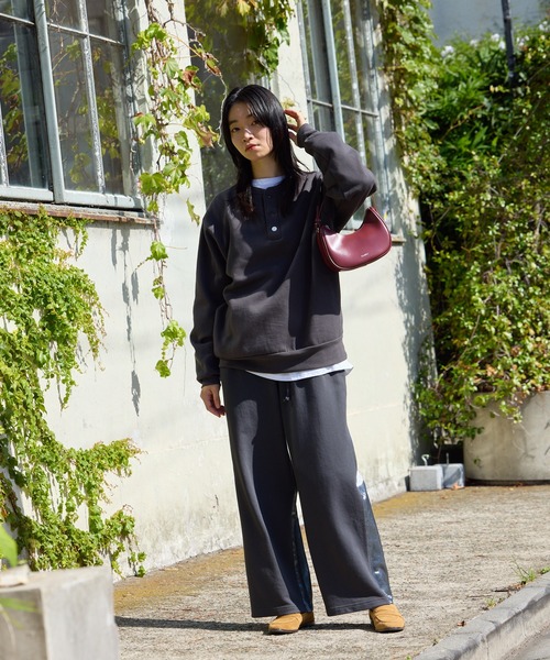 AO2(アオズ)の「裏毛×サテンドッキングイージーパンツ(スウェットパンツ・レディース・アイボリー/ブラック/グレー・FREE)」の15枚目の写真