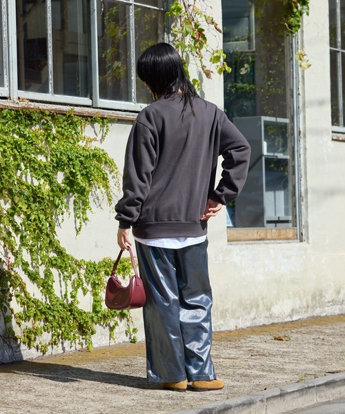 AO2(アオズ)の「裏毛×サテンドッキングイージーパンツ(スウェットパンツ・レディース・アイボリー/ブラック/グレー・FREE)」の4枚目の写真