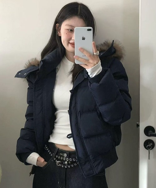 AsRiRe（アスリレイ）の「25aw/ファーフード付き ショートダウン